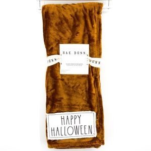 NWT Rae Dunn Happy Halloween Throw Blanket Orange